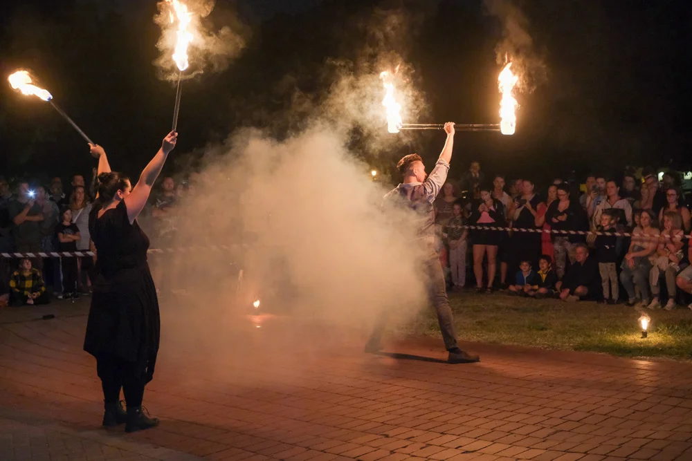 You are currently viewing Fire Dance Music: Creating the Perfect Playlist