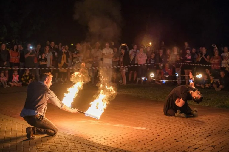 Read more about the article Mind and Body Wellness for Fire Artists