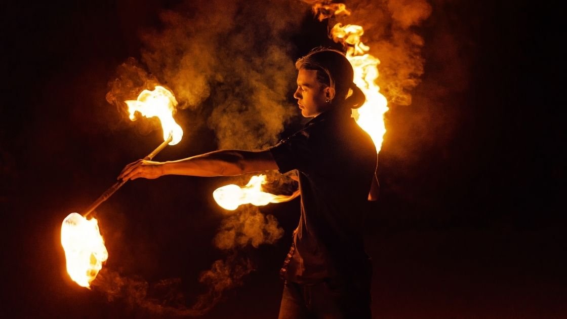 You are currently viewing How to create emotion-driven fire performances